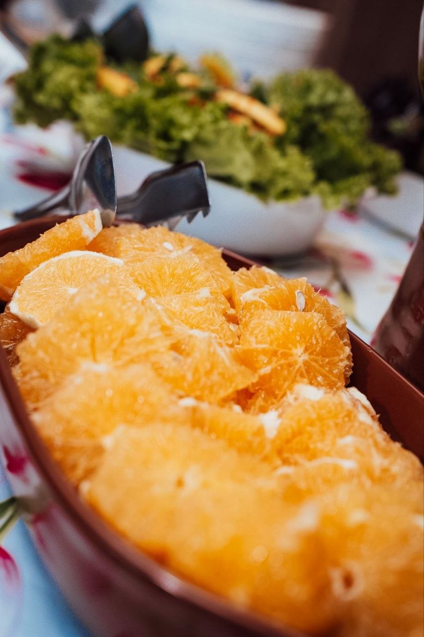 Laranja fatiada como acompanhamento da feijoada